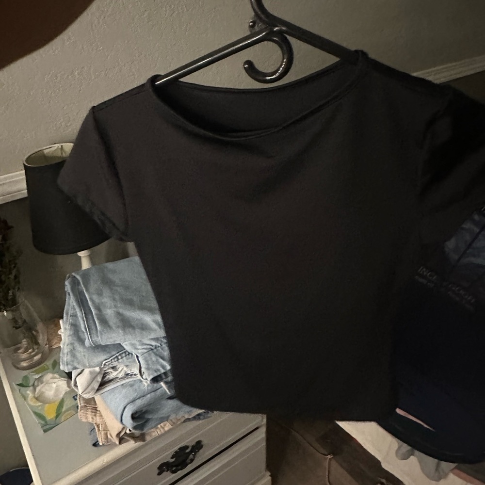 black tight shirt